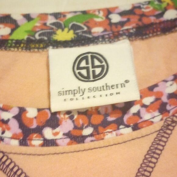 Simply Southern long sleeve t shirt with flowers - Picture 2 of 7